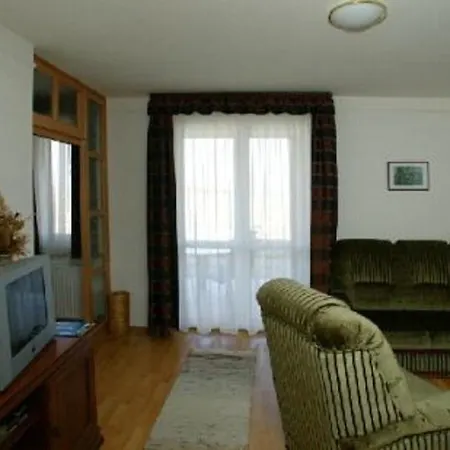 Albatros Apartman Bük